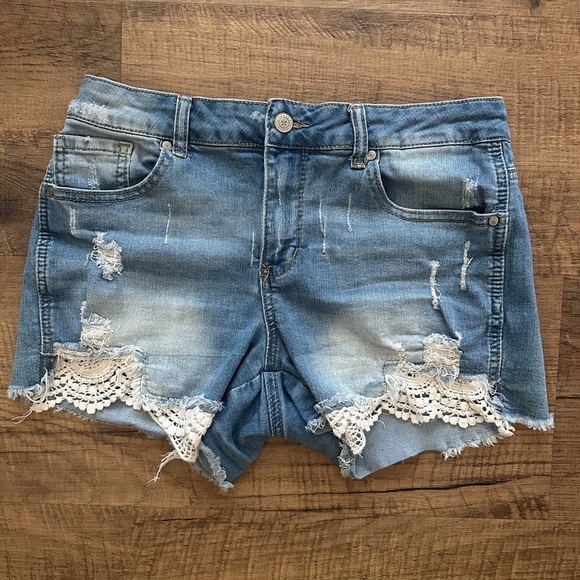 Alter’d State Jean Shorts boho distressed cut offs size 28 - Picture 1 of 8